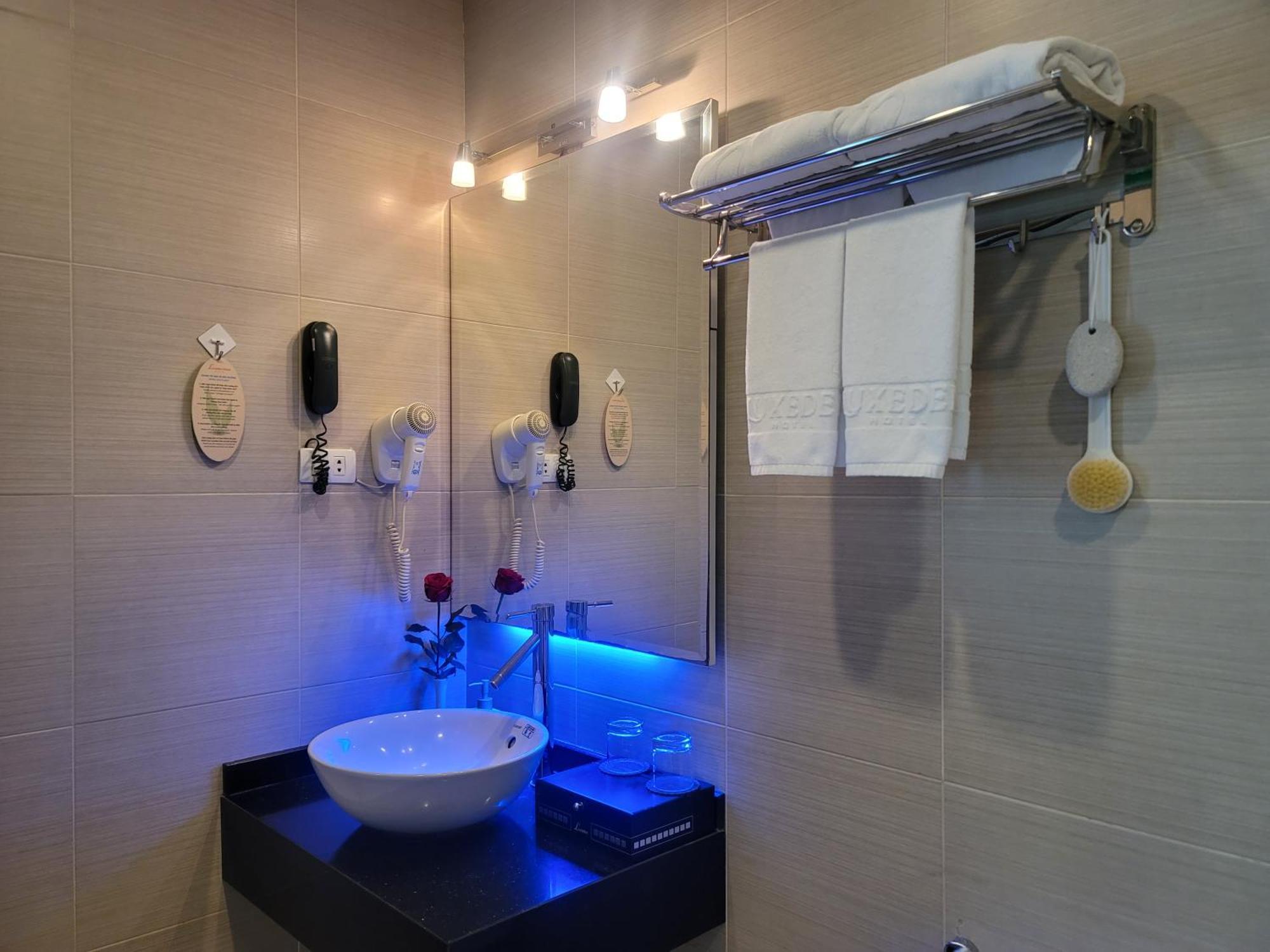 Luxeden Hotel Hanoi Eksteriør billede